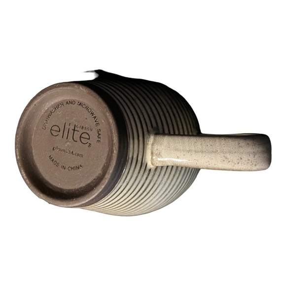 Elite by Gibson ribbed and glazed tapered stoneware mugs. - Picture 5 of 9